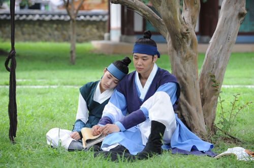 dvd-201010/17/689c7c06-9608-4d6e-a2a5-c66fbe9cfa19.jpg